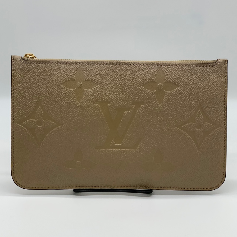 Louis Vuitton Monogram Pochette